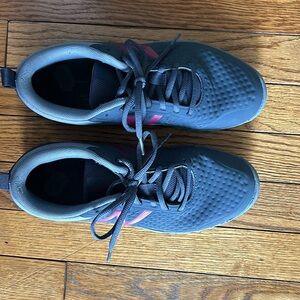 New balance anti slip water proof shoes